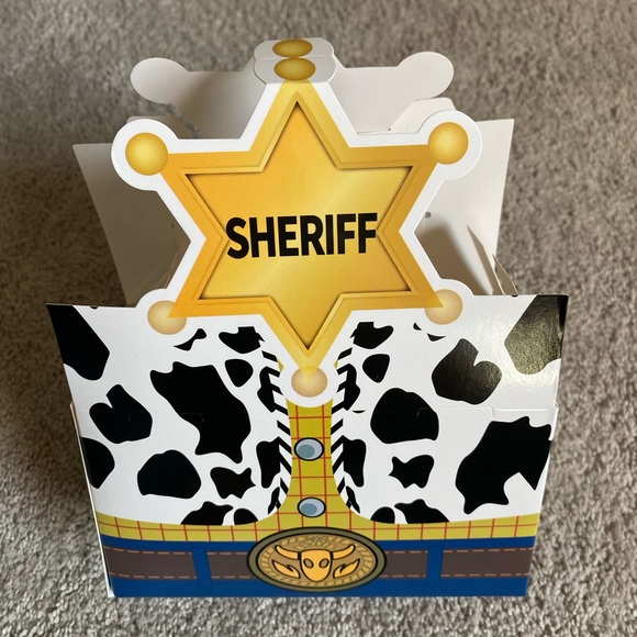 New in Package Toy Story 26 cardboard party favor boxes - Picture 3 of 4
